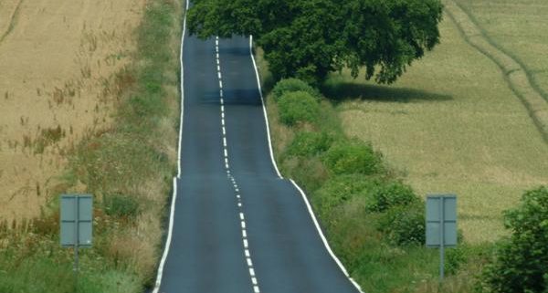 http://www.freefoto.com/preview/21-11-79/Country-Road--B3081--Dorset-?ffid=21-11-79